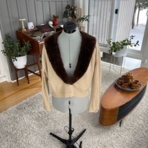Vintage 1960s Faux Fur Collar Cashmere Sweater M/L Tan/Brown